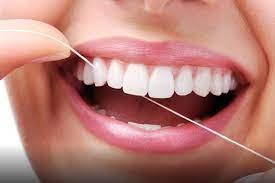 Hilo dental: ¿Cómo usarlo correctamente?